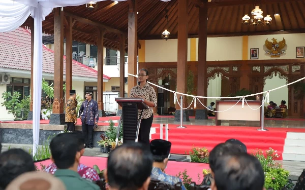 Foto GKR Mangkubumi saat memberikan sambutannya pada peresmian pendopo dan ruang gamelan Kalurahan Condongcatur
 (Foto: Humas Pemkab Sleman)