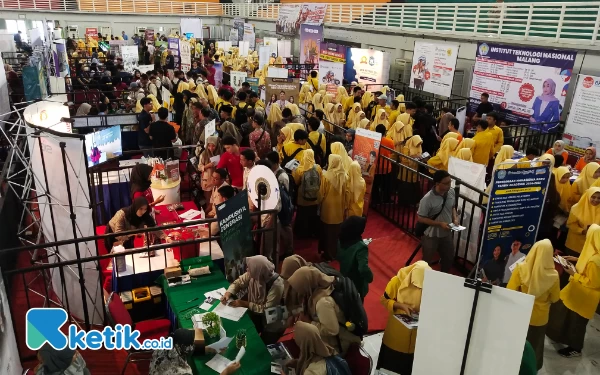 Foto Pengunjung luar biasa sampai dibatasi peserta yang masuk di gedung WEP.