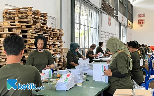 Mulai Proses Pelipatan, KPU Kota Malang Temukan Ratusan Surat Suara Rusak