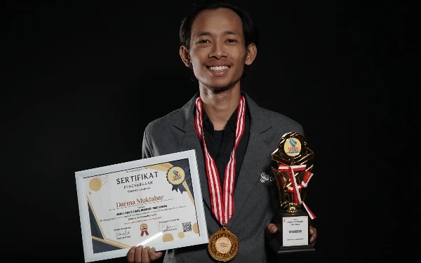 Keterbatasan Alat Justru Membuat Darma Muktabar Jadi Juara Fotografi Nasional