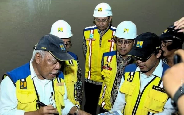 Thumbnail Berita - Efek Gempa Sumedang, Menteri Basuki Tegaskan Tidak Ada Kerusakan di Terowongan Tol Cisumdawu