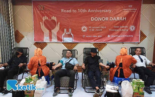 Peserta Donor Darah di Hotel Santika Gubeng-Surabaya Membludak