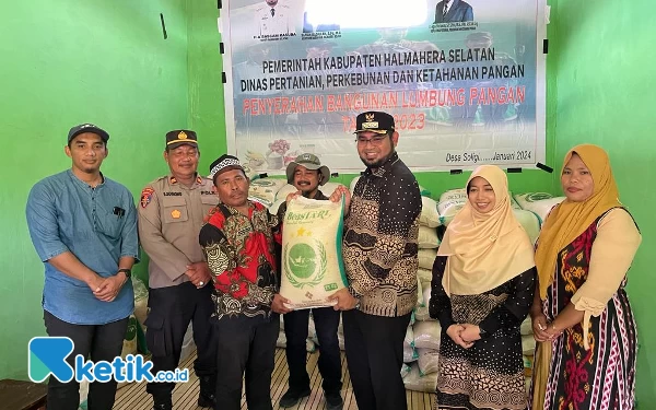 Bupati Halmahera Selatan Resmikan Lumbung Pangan di Desa Soligi Obi Selatan