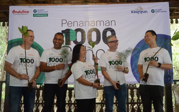 Foto Komitmen jaga lingkungan dari Bukalapak, Kingspan dan Onduline. (Foto: Dok. Bukalapak)