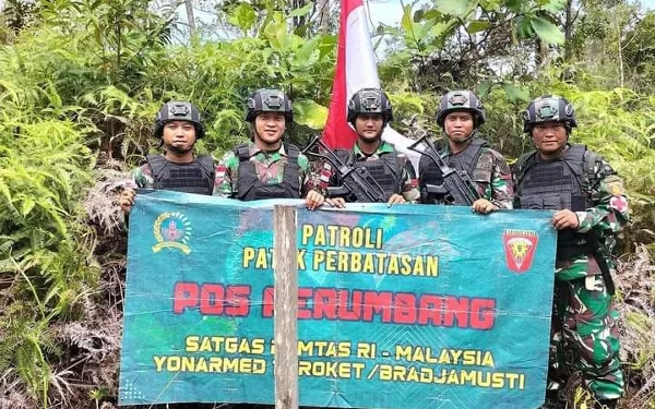 Thumbnail Berita - Tak Sejengkalpun Boleh Bergeser, Kisah Patriotik Prajurit TNI Jaga Perbatasan Indonesia-Malaysia
