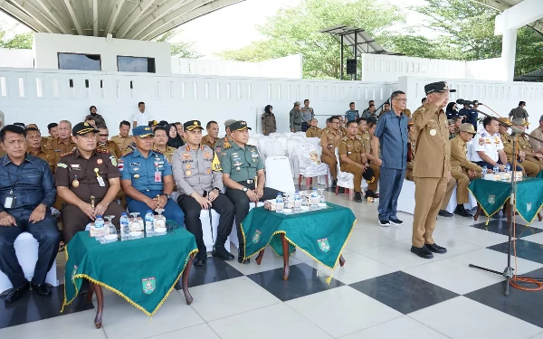 Thumbnail Kukuhkan Satlinmas, Bupati Asahan Sampaikan Pesan dan Harapan Ini