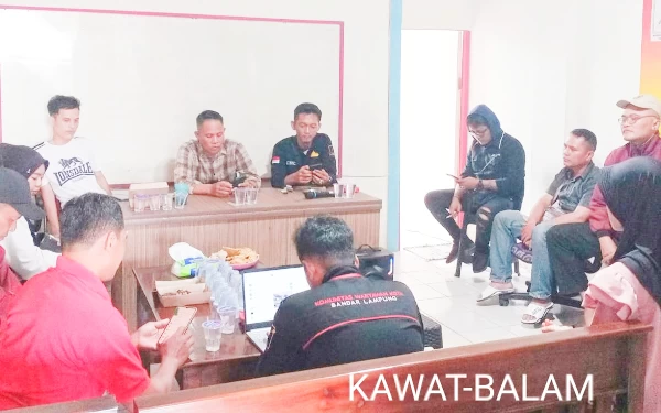 Thumbnail Berita - Komunitas Wartawan Kota Bandar Lampung Rapat Internal, Pastikan Tangkal Berita Hoaks