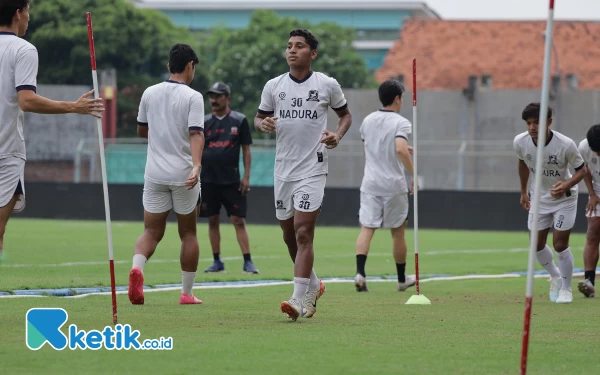 Thumbnail Berita - Madura United vs Rans Nusantara, Laskar Sape Kerrab Ingin Kembali ke Jalur Kemenangan
