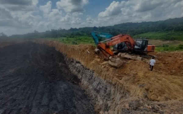 Thumbnail Setelah Mediasi, Warga Kecewa Aktivitas Pertambangan di Tenggarong Masih Berlanjut