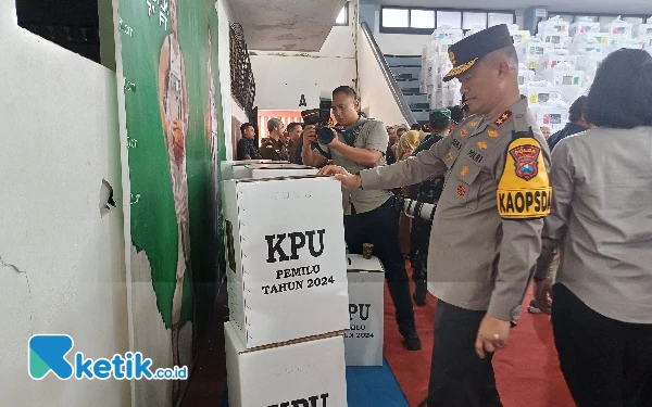 Thumbnail Berita - Pantau Pemilu di Madura dan Kota Pasuruan, Kapolda Jatim: Daerah Ini Rawan Ricuh