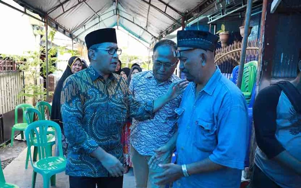 Thumbnail Wali Kota Makassar Kunjungi Rumah Duka 2 Anggota KPPS yang Meninggal
