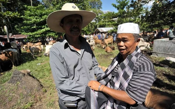 Foto Proses tawar menawar di Pasar Bisu. (Foto; Instagram @ezytravel)