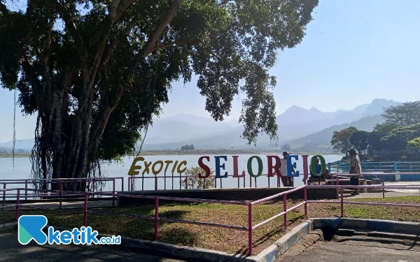 Foto Suasana Waduk Selorejo di Kecamatan Ngantang Kabupaten Malang. (Foto: Sholeh/ketik.co.id)