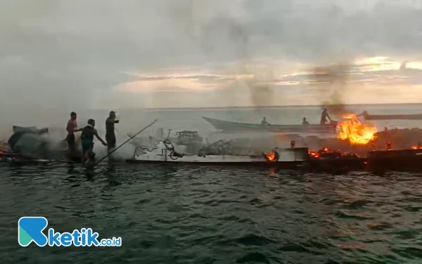 Thumbnail Update Terbakarnya Kapal The Oceanic di Raja Ampat: Polisi Ungkap Sumber Api dari Kamar Mesin