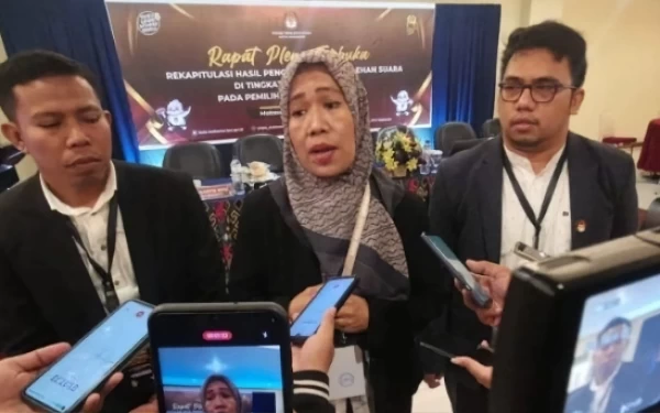 Thumbnail Berita - KPU Makassar Mulai Rekapitulasi Suara Pemilu 2024 Tingkat Kota