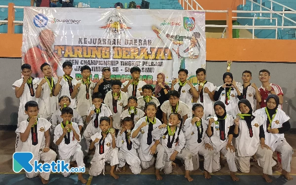 Kabupaten Kediri Borong 28 Medali, Jadi Juara Umum Kejurprov Tarung Derajat Jatim 2024