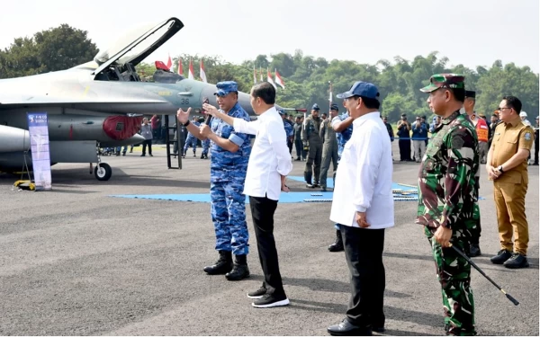 Thumbnail KSAU Paparkan Kemampuan Pesawat F-16 kepada Presiden Jokowi