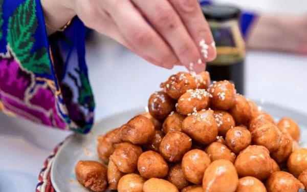 Thumbnail Berita - Luqiamat, Salah Satu  Makanan Khas Bulan Ramadan dari Berbagai Negara di Dunia