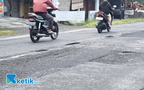 Thumbnail Terkait Kerusakan Jalan Godean, Ini yang Diinginkan Warga Sleman Barat