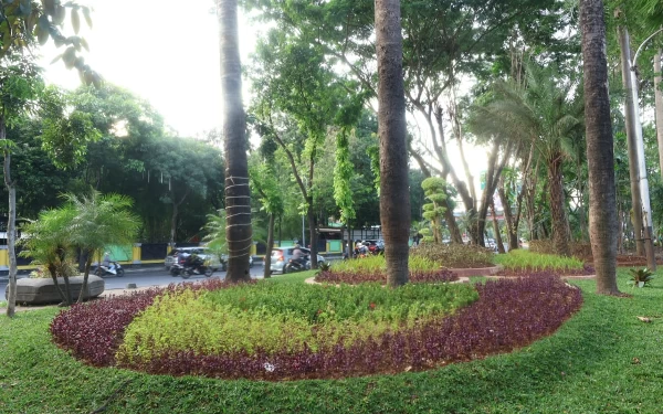Thumbnail Baru Sekarang, DLH Tata Ulang Taman Pasif di Surabaya