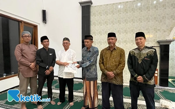 Gencarkan Promosi, Unitri Malang Beri Beasiswa Bebas SPP Bagi Warga Sekitar