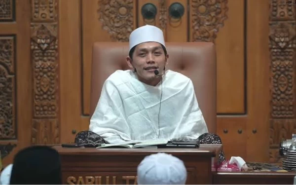 Thumbnail Berita - Gus Iqdam: Inilah Doa 3 Golongan yang Cepat Terkabul di Bulan Ramadan