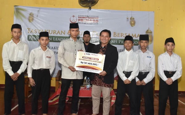 Pesantren Leadership Daarut Tarqiyah Primago Depok Tunaikan Beasiswa Laskar Langit, Program Pendidikan Anak Yatim