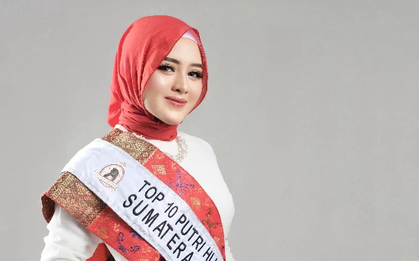 Thumbnail Perjuangan Veby Angelia Riva, dari Insecure hingga Raih Top 10 Putri Hijabfleuncer Sumbar 2023