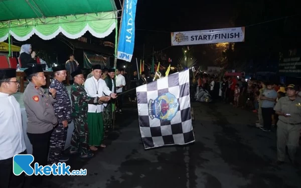 Thumbnail Berita - Kemeriahan Festival Musik Patrol Hur-Sahur Bangkalan, Wujud Sinergi Pemkab dan Masyarakat Lestarikan Budaya Lokal