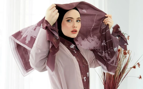 Thumbnail Berita - Tips Mengenakan Hijab Agar Tampil Stylish saat Lebaran