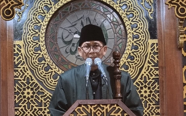 Jadi Khatib Salat Ied, KH Ali Aziz: Tokoh dan Masyarakat Jangan Membangun Negeri dengan Kebencian