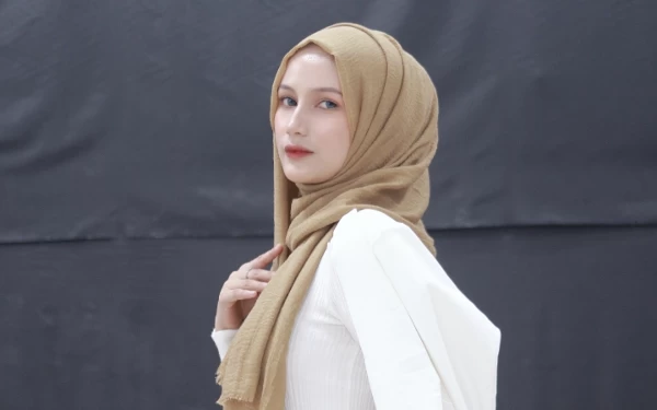 Thumbnail Kenalin Nih! Faradila Hesty, Finalis Putri Hijabfluencer Lampung 2024