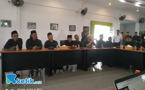 Thumbnail Berita - Mantan Kajari Kabupaten Pasuruan Mendaftar Calon Bupati ke PKB