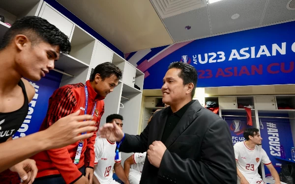 Foto Erick Thohir bersama para pemain Indonesia (Foto: PSSI)