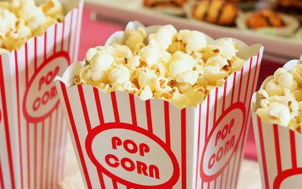 Thumbnail Berita - Inilah Penyebab Kenapa Popcorn Bioskop Beraroma Lebih Harum
