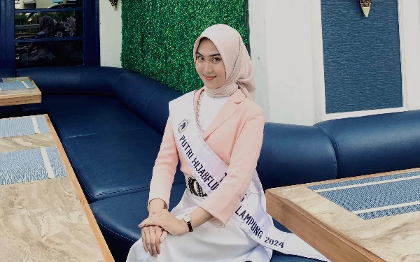 Thumbnail Berita - Kisah Fatya Syahida, Finalis Putri Hijabfluencer Lampung 2024 Merintis Usaha