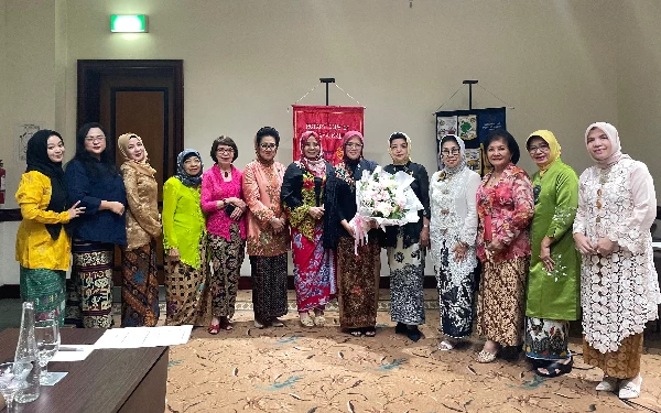 Rotary Club Surabaya Kaliasin Meneladan RA Kartini Pejuang Gigih dan Tangguh