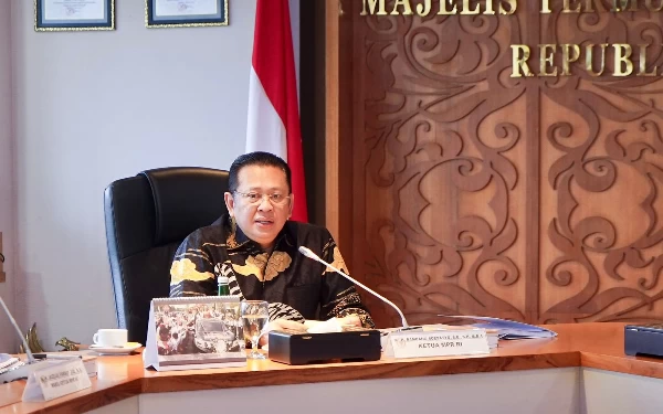Thumbnail Berita - Jelang Transisi Kepimpinan Nasional, Ketua MPR akan Lakukan Silaturahmi Kebangsaan