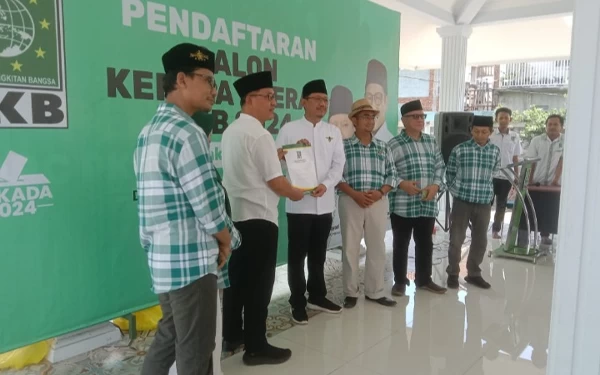 Thumbnail Berita - Ketua DPRD Pasuruan Daftar Bacabup ke PKB