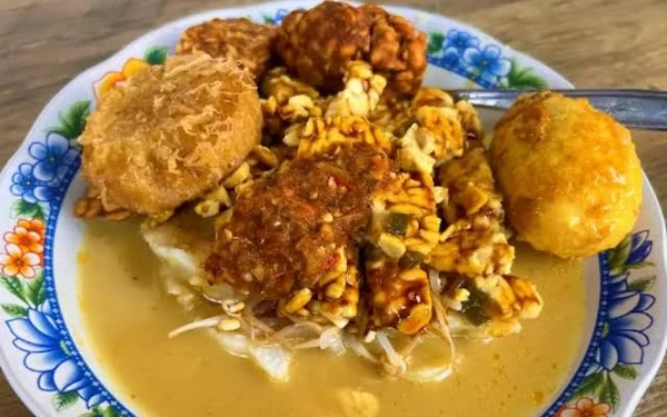 Thumbnail Berita - Mencicipi Orem-orem, Kuliner kHas Kota Malang yang Sudah Mulai Tergerus Masa