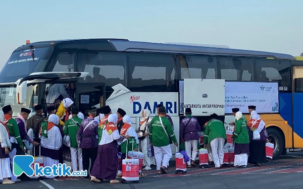 Thumbnail Berita - 39 Ribu Jemaah Haji Akan Berangkat dari Bandara Juanda Surabaya