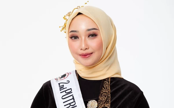 Foto Putri Hijrotul Lutfiah, RU 2 Putri Hijabfluencer Jatim 2023 (Foto: dok. pribadi)