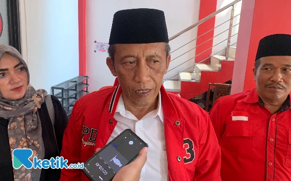 Foto Kelik saat memberikan keterangan pada media, Selasa (14/5/2024) (foto: Favan/ketik.co.id)