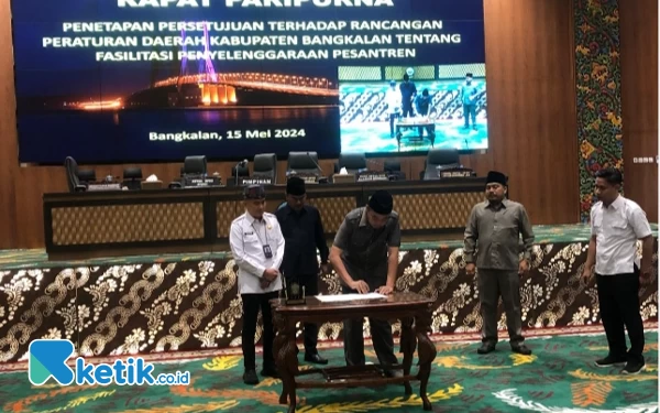 Raperda Fasilitasi Pesantren, Komitmen Bangkalan untuk Pendidikan