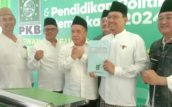 Thumbnail Berita - Rekom DPP Turun, PKB Siap Kompak Menangkan Gus Mujib Jadi Bupati Pasuruan