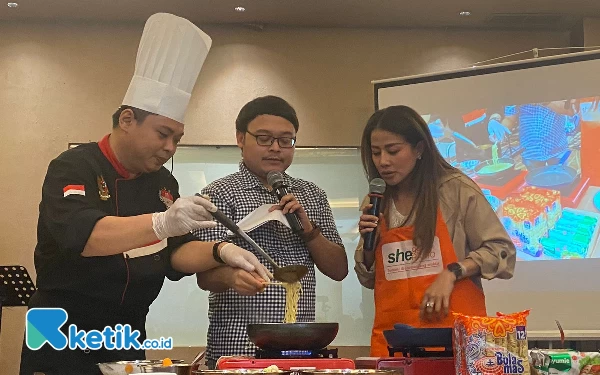 Foto Acara Fun Cooking Demo yang dihadiri oleh Asrilia Kurniati. (Foto: Shinta Miranda/Ketik.co.id)