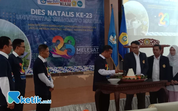 Di Pembukaan Dies Natalis ke-23, UTM Launching Pembentukan Badan Pengelola Usaha