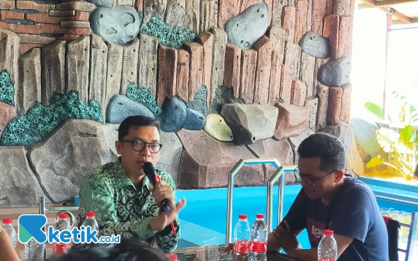 Thumbnail Duduk Bareng Achmad Baidowi, Jurnalis Pamekasan Bahas Polemik RUU Penyiaran