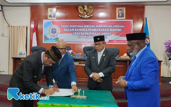 Thumbnail Sidang Pembahasan LKPJ Bupati Raja Ampat Tahun Anggaran 2023 Resmi Dibuka