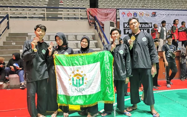 Foto Tim pencak silat Unusa raih prestasi di Mahasiswa Keperawatan Asal Surabaya Ini Raih Prestasi di Jakarta National Championship II 2024, Sabtu (1/6/2024). (Foto: dokumen pribadi Cindy)